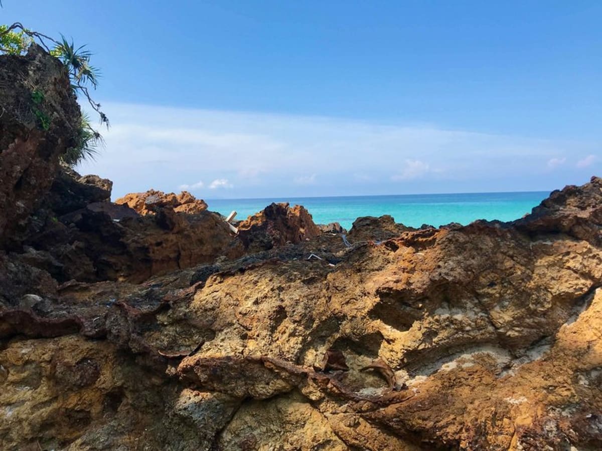 Koh Kradan et Koh Ngai depuis Koh Mook, photo 2